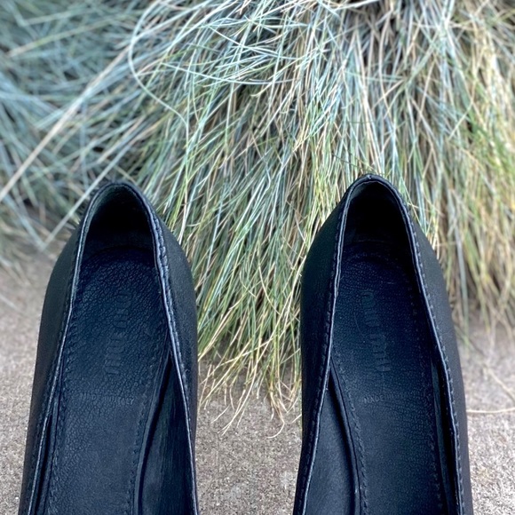 Miu Miu Bow Peep Toe Stiletto Heel Black Leather size EU 39 Matte Black - Picture 10 of 11